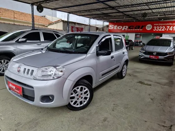 FIAT UNO 1.0 EVO VIVACE 8V FLEX 4P MANUAL
