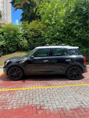 MINI-COUNTRYMAN-2011
