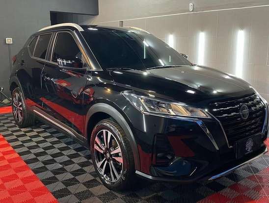 NISSAN-KICKS-2023