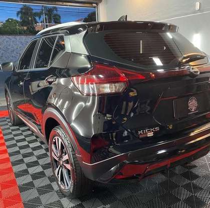 NISSAN-KICKS-2023