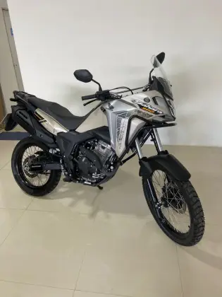 HONDA XRE 300 SAHARA 