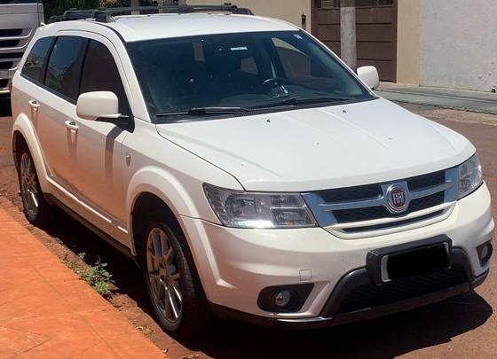 FIAT FREEMONT 2.4 PRECISION 16V GASOLINA 4P AUTOMÁTICO