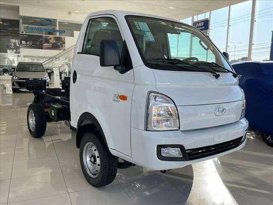 HYUNDAI-HR-2.5 TURBO DIESEL CS 4WD MANUAL HYUNDAI-HR-2024