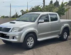 TOYOTA HILUX 3.0 SRV 4X4 CD 16V TURBO INTERCOOLER DIESEL 4P AUTOMÁTICO TOYOTA HILUX 3.0 SRV 4X4 CD 16V TURBO INTERCOOLER DIESEL 4P AUTOMÁTICO