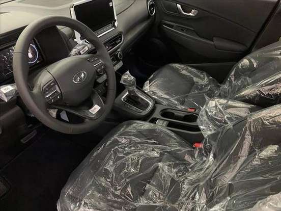 HYUNDAI-KONA-2023