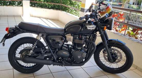 TRIUMPH-BONNEVILLE T100 BLACK 900-2020