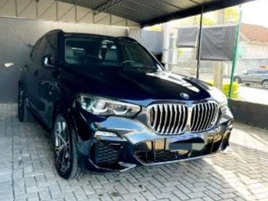 BMW-X5-3.0 I6 TURBO HÍBRIDO XDRIVE45E M SPORT AUTOMÁTICO BMW-X5-2020