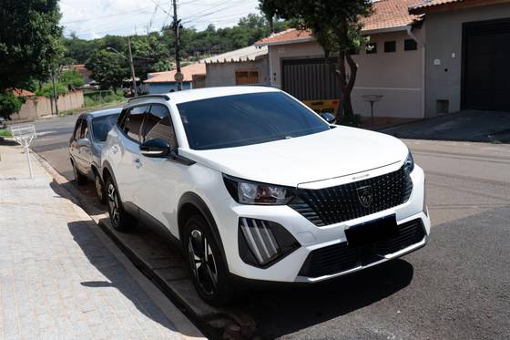 PEUGEOT 2008 1.0 TURBO 200 FLEX ACTIVE CVT