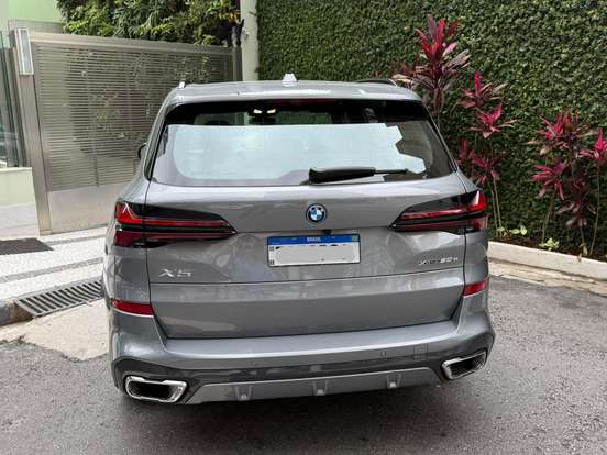 BMW-X5-3.0 I6 TURBO HÍBRIDO XDRIVE50E M SPORT AUTOMÁTICO BMW-X5-2024
