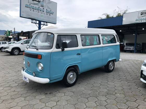 VOLKSWAGEN KOMBI 1.6 MI STD LOTAÇÃO 8V GASOLINA 3P MANUAL