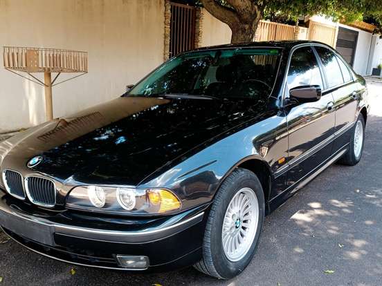 BMW-528i-2.8 SEDAN 24V GASOLINA 4P AUTOMÁTICO BMW-528i-2000