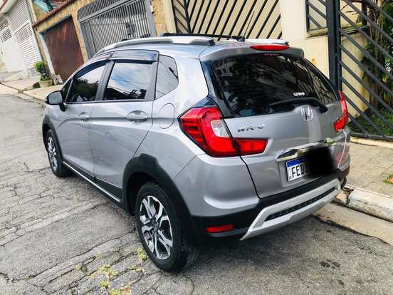 HONDA-WR-V-2018