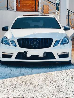 MERCEDES-BENZ-E 63 AMG-2010