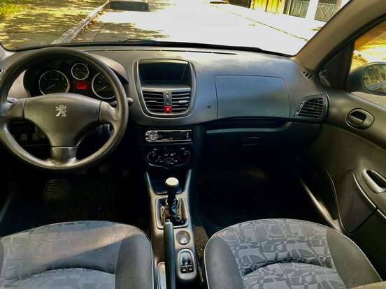 PEUGEOT-207-2008