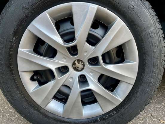 PEUGEOT-207-2008