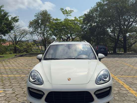 PORSCHE-CAYENNE-4.8 4X4 V8 32V TURBO GASOLINA 4P TIPTRONIC PORSCHE-CAYENNE-2010