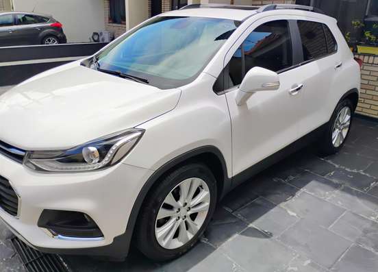 CHEVROLET-TRACKER-2018