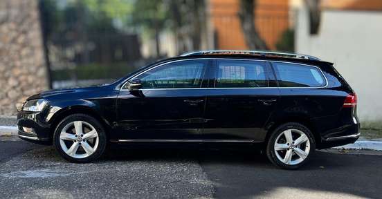 VOLKSWAGEN-PASSAT VARIANT-2013