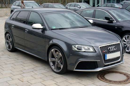AUDI-RS3-2012