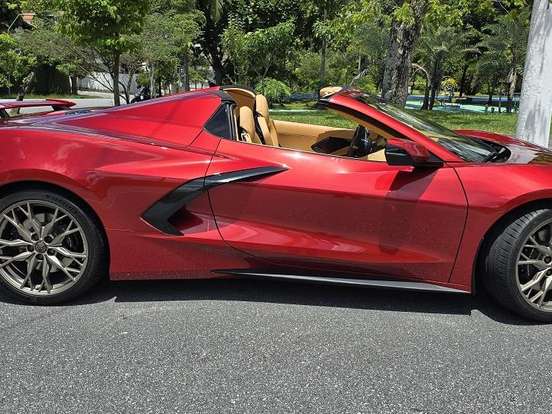 CHEVROLET-CORVETTE-6.2 V8 LT3 GASOLINA STINGRAY CONVERSIVEL AUTOMÁTICO CHEVROLET-CORVETTE-2025