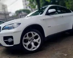 BMW X6 3.0 35I 4X4 COUPÉ 6 CILINDROS 24V GASOLINA 4P AUTOMÁTICO BMW X6 3.0 35I 4X4 COUPÉ 6 CILINDROS 24V GASOLINA 4P AUTOMÁTICO