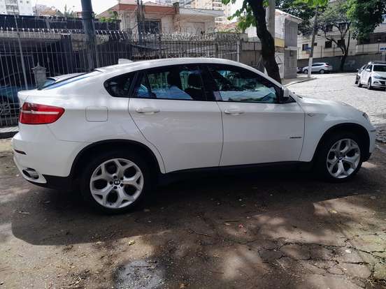 BMW-X6-3.0 35I 4X4 COUPÉ 6 CILINDROS 24V GASOLINA 4P AUTOMÁTICO BMW-X6-2011