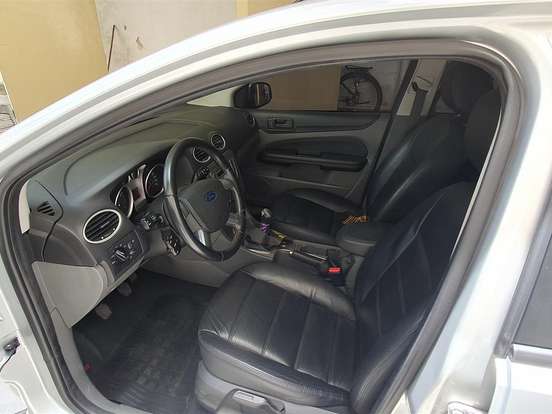 FORD-FOCUS-2.0 GLX SEDAN 16V FLEX 4P MANUAL FORD-FOCUS-2010