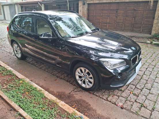 BMW-X1-2013