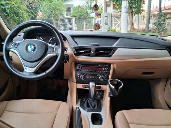 BMW-X1-2.0 16V GASOLINA SDRIVE18I 4P AUTOMÁTICO BMW-X1-2013