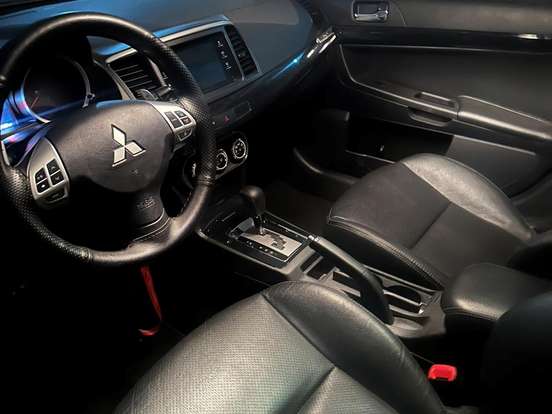 MITSUBISHI-LANCER-2.0 HLE 16V GASOLINA 4P AUTOMÁTICO MITSUBISHI-LANCER-2016