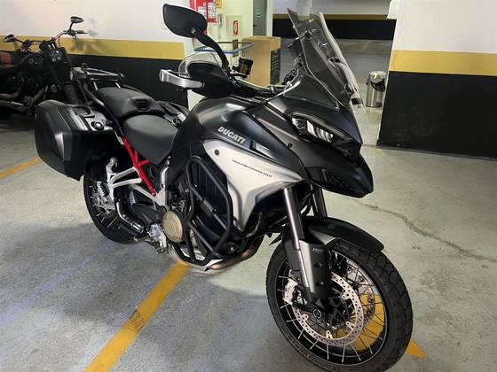 DUCATI MULTISTRADA 1200 V4 S 