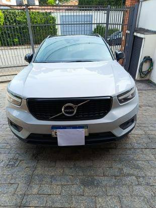 VOLVO XC40 1.5 T5 RECHARGE R-DESIGN GEARTRONIC