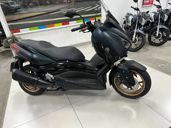 YAMAHA XMAX ABS 