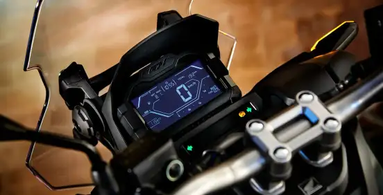 HONDA-ADV-2024