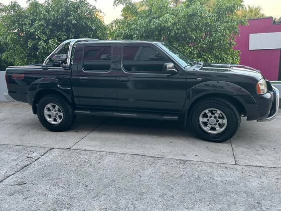 NISSAN FRONTIER 2.8 SE 4X4 CD TURBO ELETRONIC DIESEL 4P MANUAL