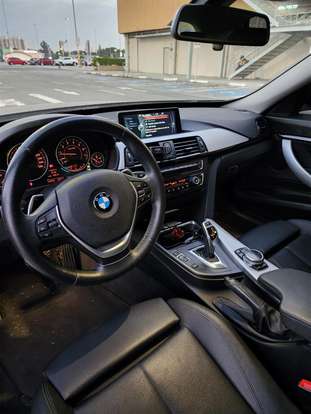 BMW-320i-2014