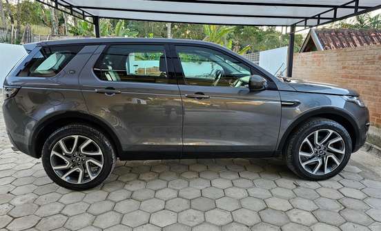 LAND ROVER-DISCOVERY SPORT-2015