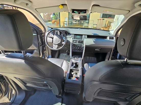 LAND ROVER-DISCOVERY SPORT-2015
