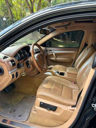 PORSCHE-CAYENNE-2006
