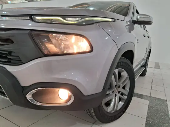 FIAT TORO 2.0 16V TURBO DIESEL FREEDOM 4WD AT9