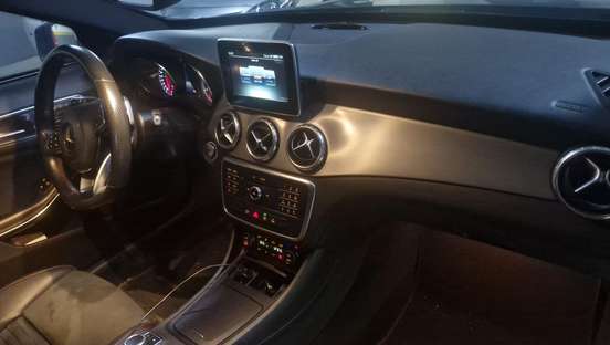 MERCEDES-BENZ-GLA 250-2016