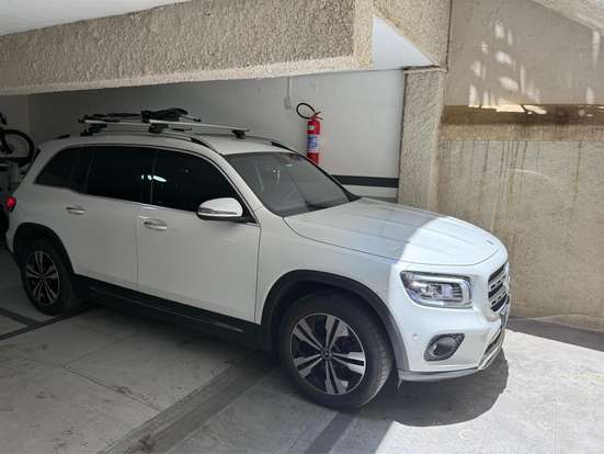 MERCEDES-BENZ-GLB 200-2021