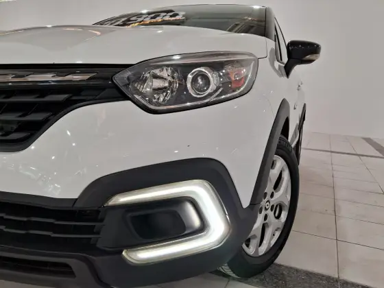 RENAULT CAPTUR 1.3 TCE FLEX ZEN X-TRONIC RENAULT CAPTUR 1.3 TCE FLEX ZEN X-TRONIC