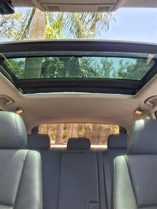 BMW-X1-2011