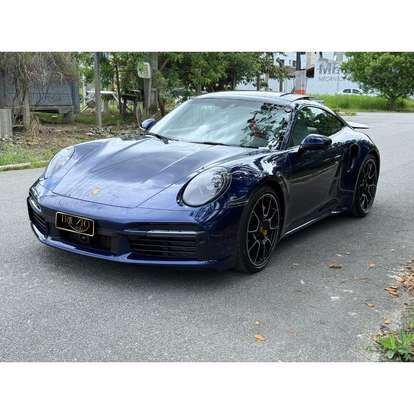 PORSCHE-911-2020
