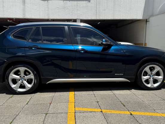 BMW-X1-2.0 16V TURBO GASOLINA SDRIVE20I 4P AUTOMÁTICO BMW-X1-2014