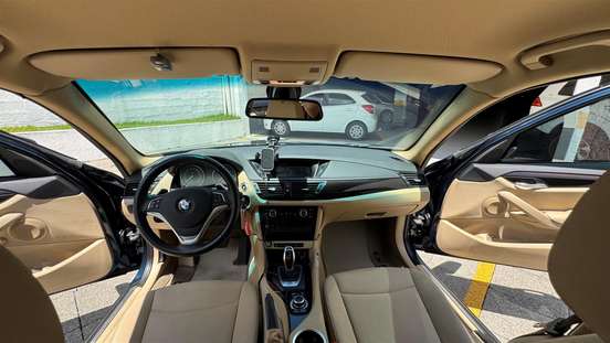 BMW-X1-2014