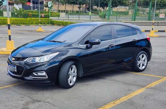 CHEVROLET-CRUZE-2018