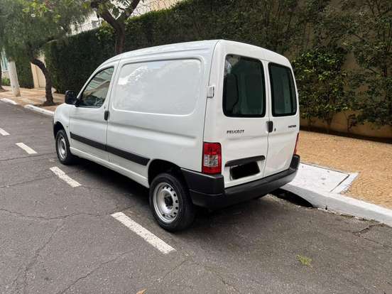 PEUGEOT-PARTNER-1.6 FURGÃO 800KG 16V FLEX 3P MANUAL PEUGEOT-PARTNER-2018