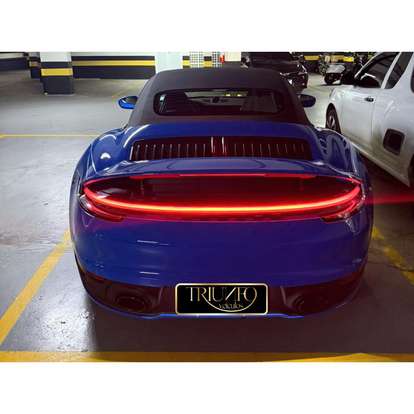 PORSCHE-911-2023